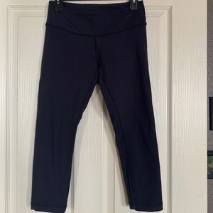 Lululemon cropped leggings- navy
